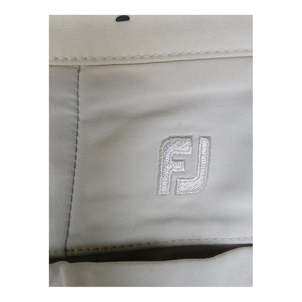 Footjoy Men's Golf Shorts Stretch Flat Front Khaki Size 38 - Picture 3 of 7